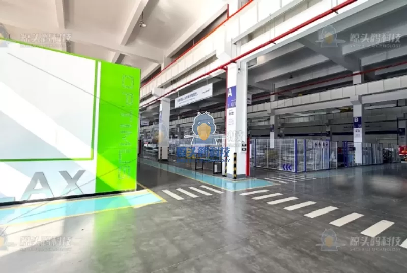 Desain Pabrik Ramping yang Mengintegrasikan Alur Pengunjung dan Identitas Merek